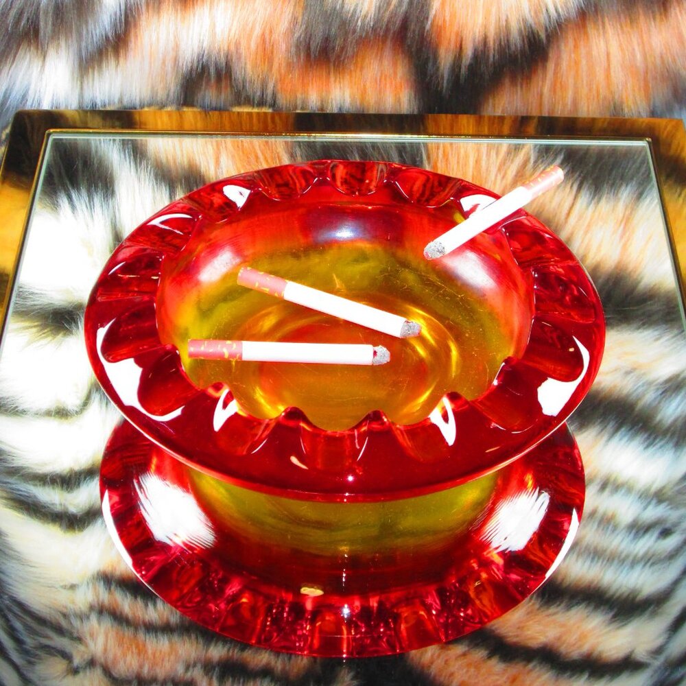 Amberina Glass Cigar Ashtray